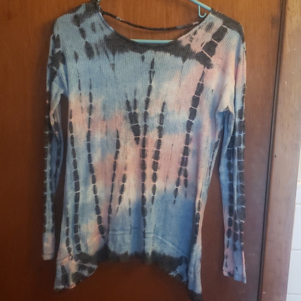 Tie-dye knit long sleeve yoga top
